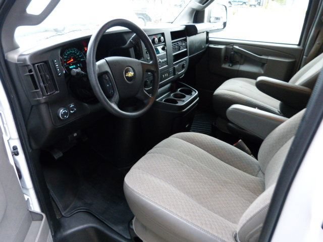 Used 2019 Chevrolet Express 3500 LT w/ LT Preferred Equipment Group RWD image 32