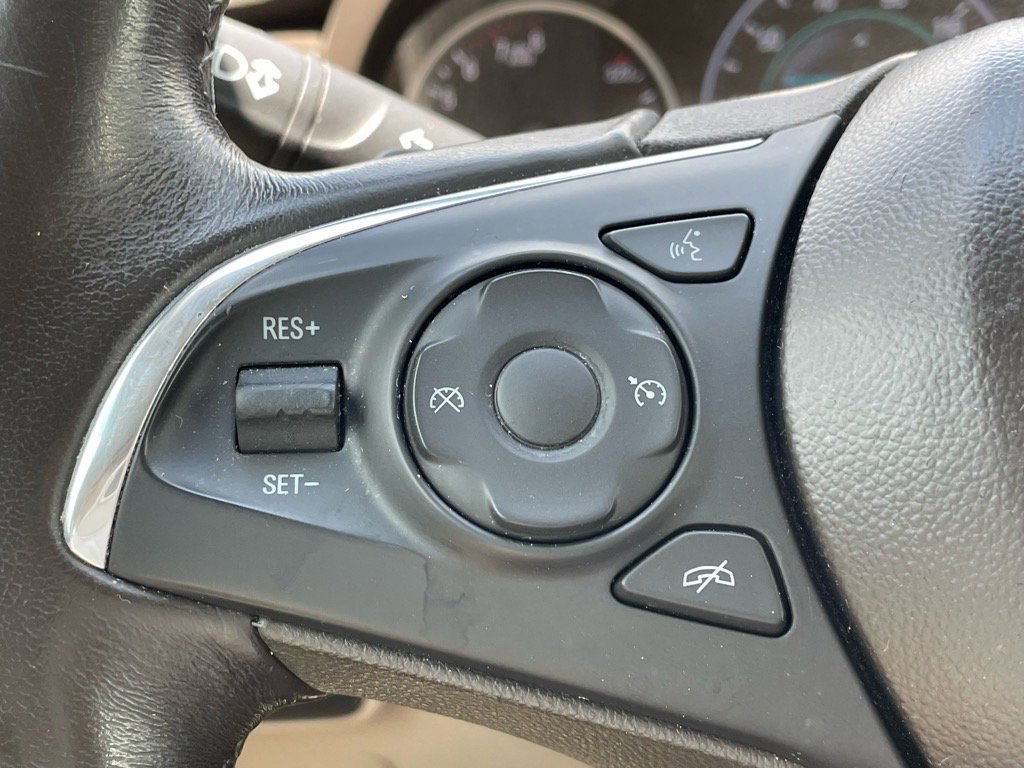 Used 2017 Buick LaCrosse Essence w/ Sun and Shade Package image 6