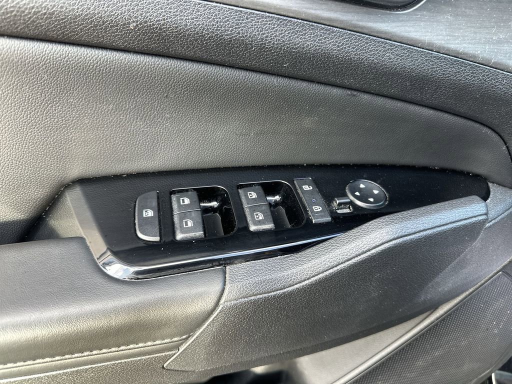 Used 2024 Kia Sportage X-Line w/ X-Line Premium Package image 13