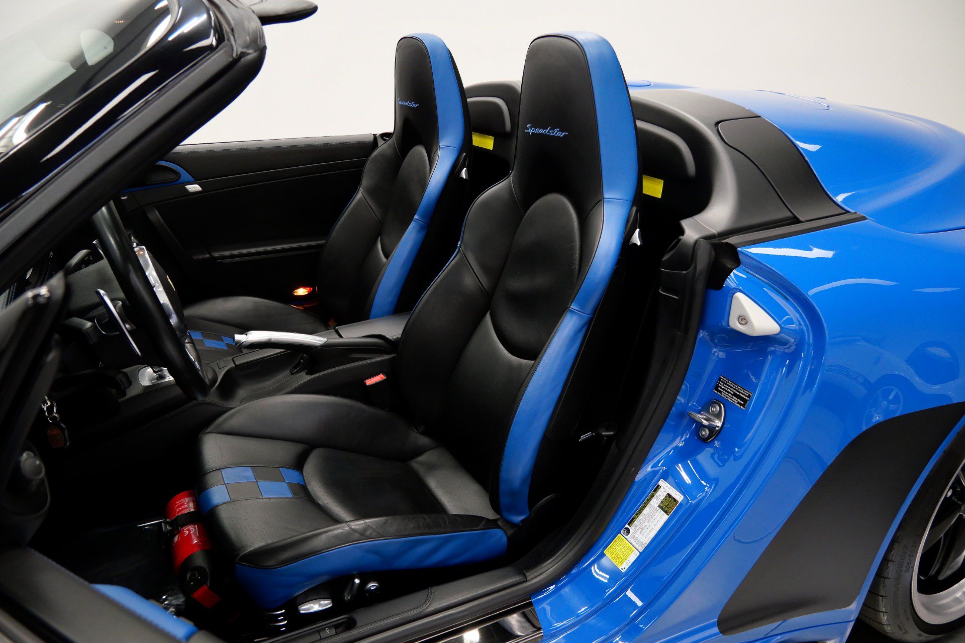 Used 2011 Porsche 911 Speedster RWD image 25