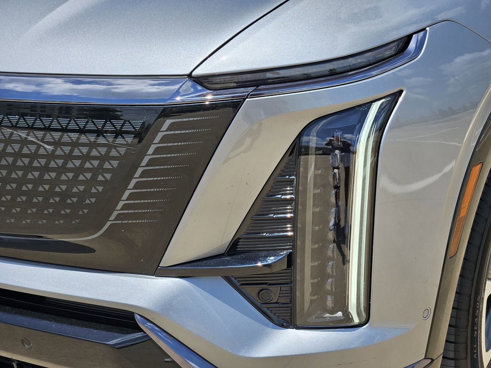 New 2026 Cadillac Vistiq Sport image 10