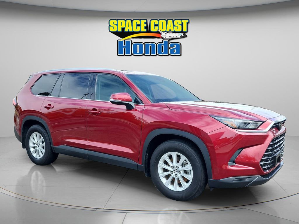 Used 2024 Toyota Grand Highlander XLE image 3