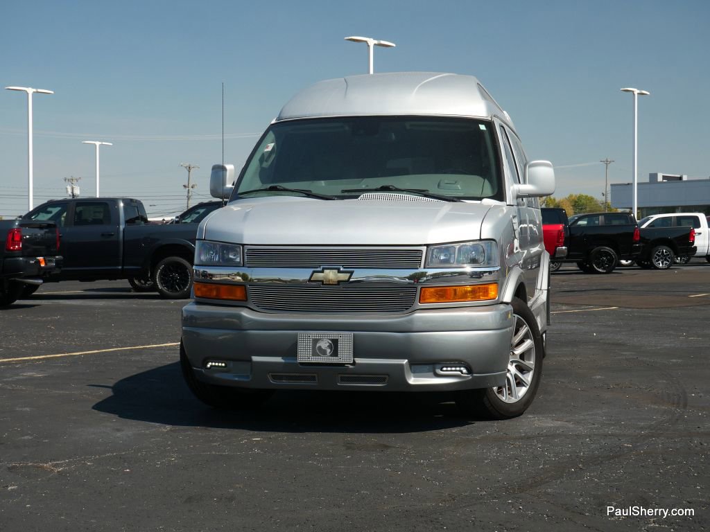 Used 2021 Chevrolet Express 2500 LS w/ Enhanced Convenience Package image 10