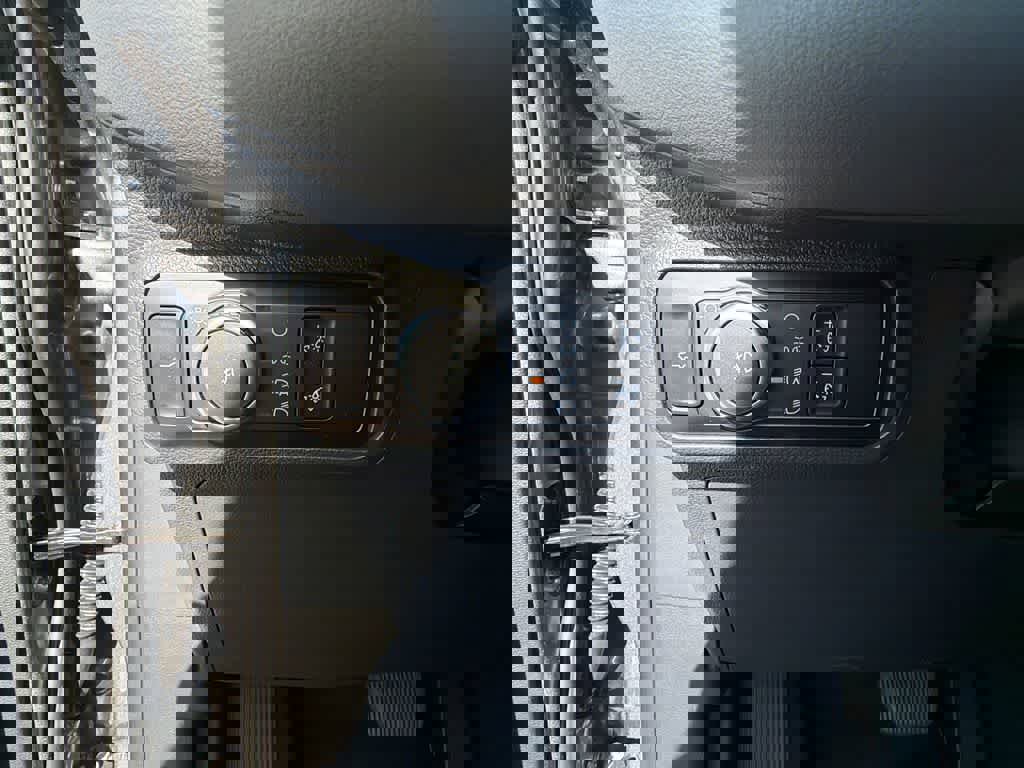 New 2026 Ford Explorer Active w/ Active Comfort Package image 33