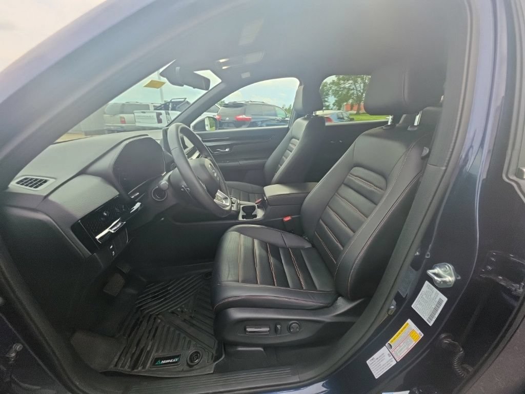 Used 2024 Honda CR-V Sport Touring image 15