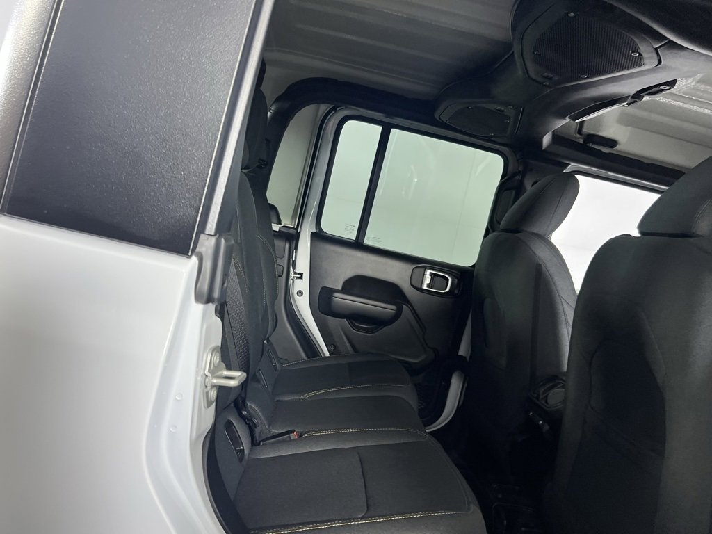 Certified 2024 Jeep Gladiator Sport image 29
