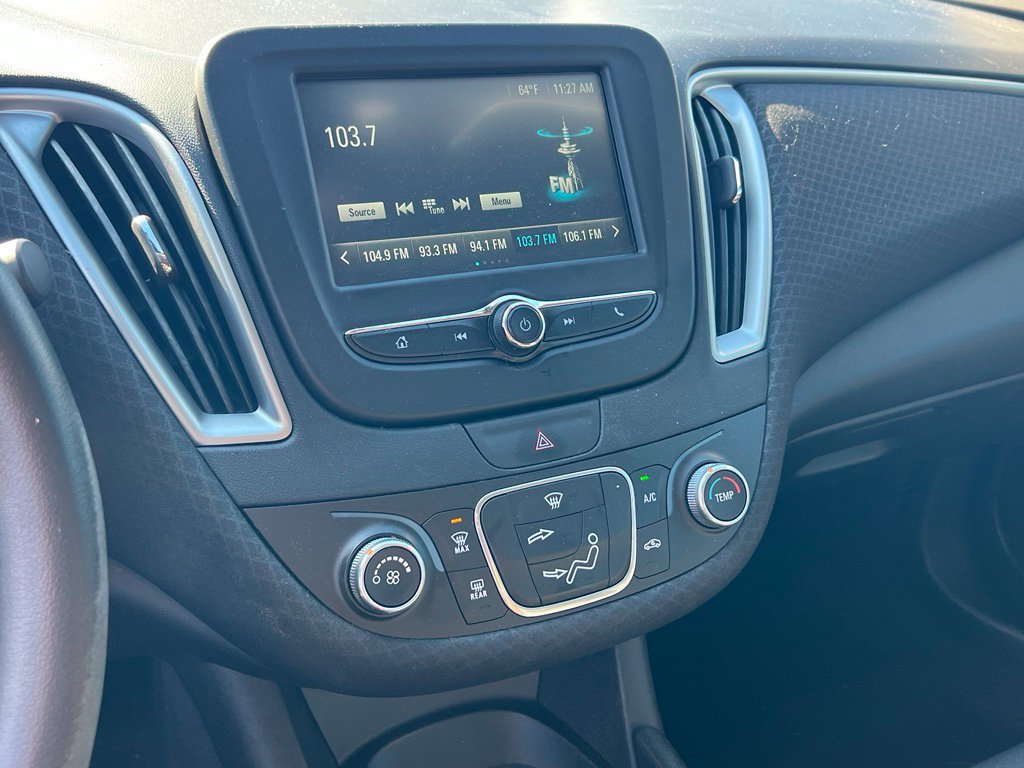 Used 2017 Chevrolet Malibu LS FWD image 16