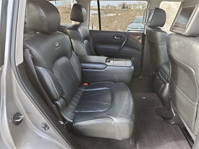 Used 2011 INFINITI QX56 7-Passenger w/ Deluxe Touring Pkg image 28