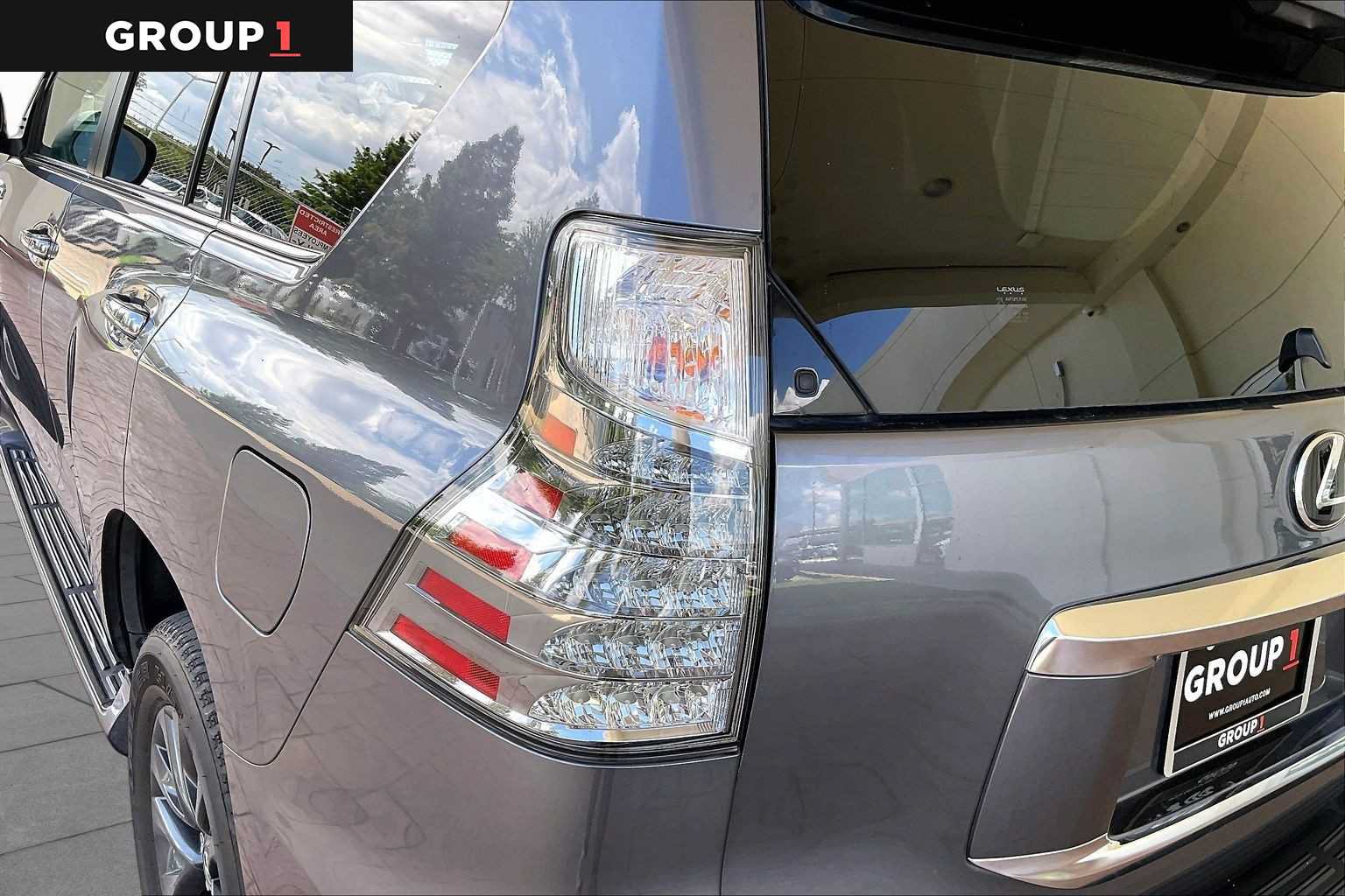 Used 2023 Lexus GX 460 Premium w/ Premium Package AWD/4WD image 25