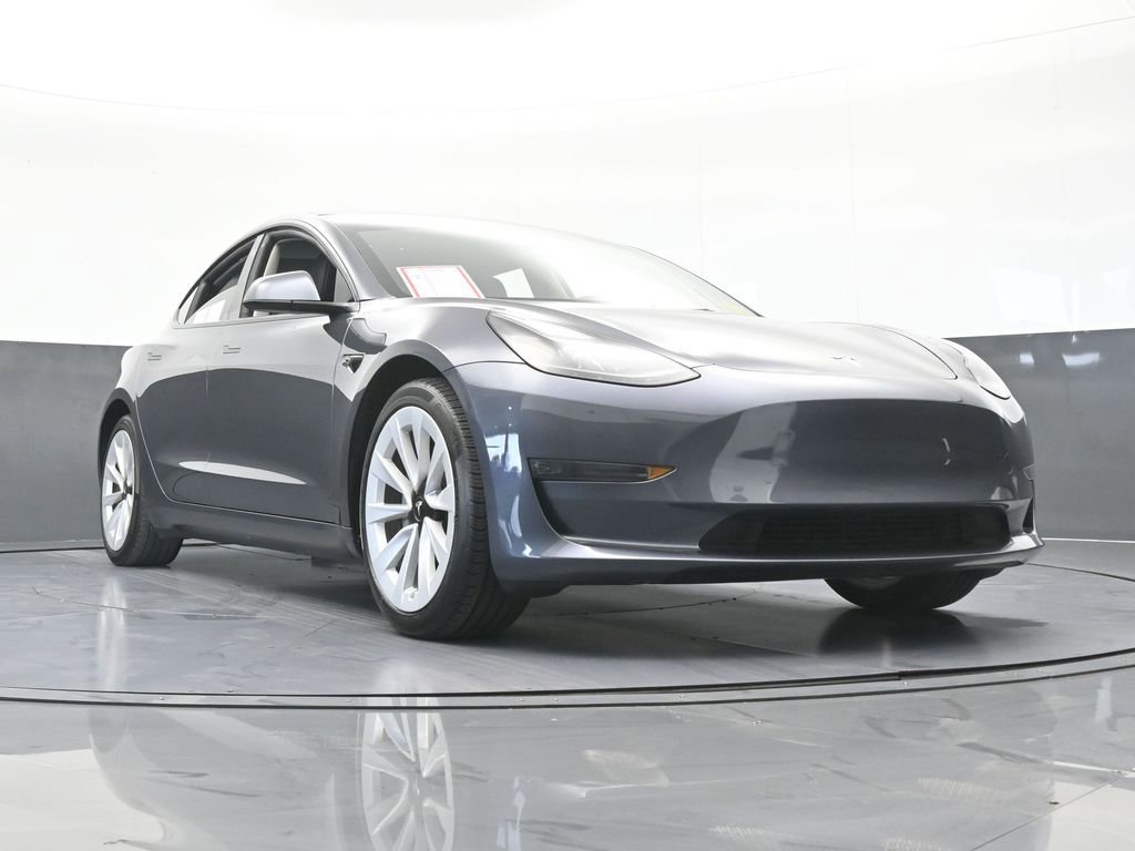 Used 2023 Tesla Model 3 Standard Range RWD image 58
