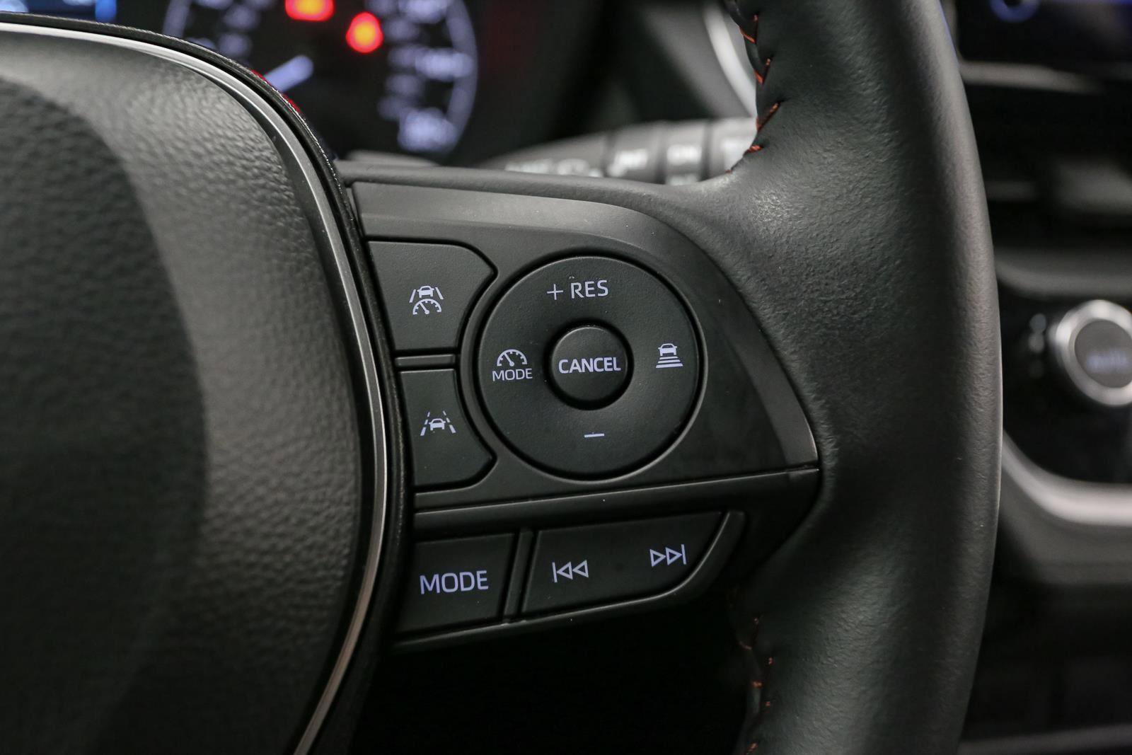 Used 2024 Toyota Corolla Cross AWD Hybrid image 34