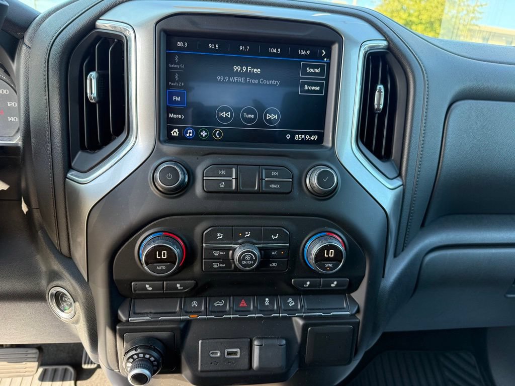 Used 2019 Chevrolet Silverado 1500 RST w/ All-Star Edition AWD/4WD image 28