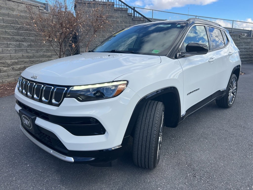 Used 2022 Jeep Compass Limited w/ Elite Group image 32