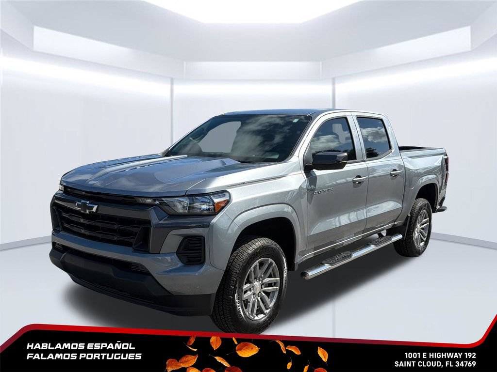 Used 2026 Chevrolet Colorado LT RWD image 2