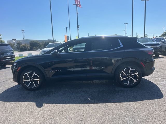 New 2026 Chevrolet Equinox EV LT image 6