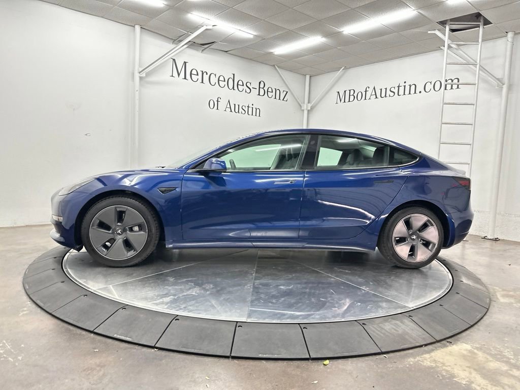 Used 2023 Tesla Model 3 Standard Range RWD image 4
