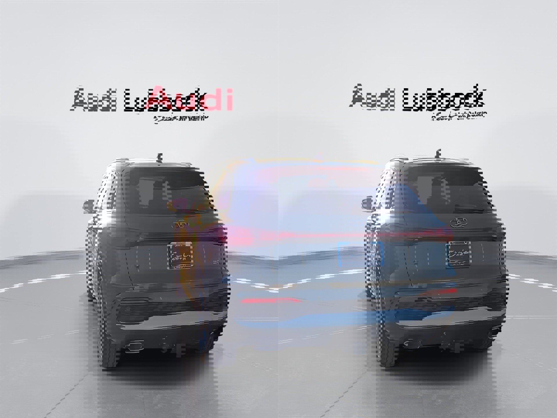 New 2025 Audi Q5 Prestige image 7