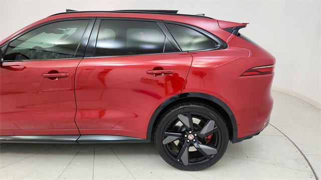 Used 2022 Jaguar F-PACE SVR image 10
