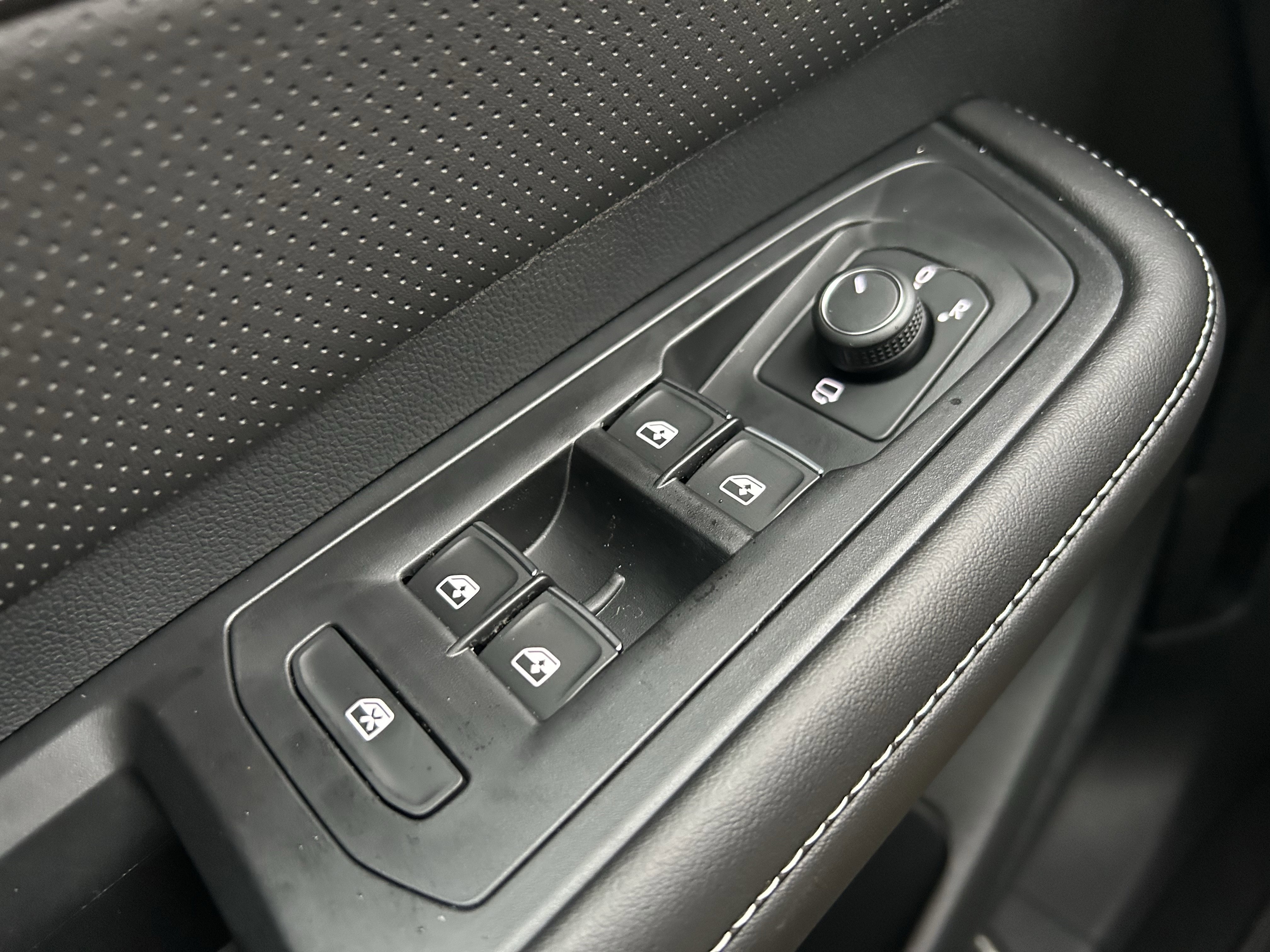 New 2026 Volkswagen Atlas SEL Premium R-Line image 21