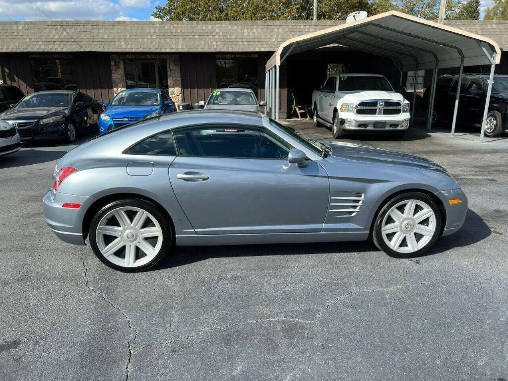 Used 2007 Chrysler Crossfire Limited image 3
