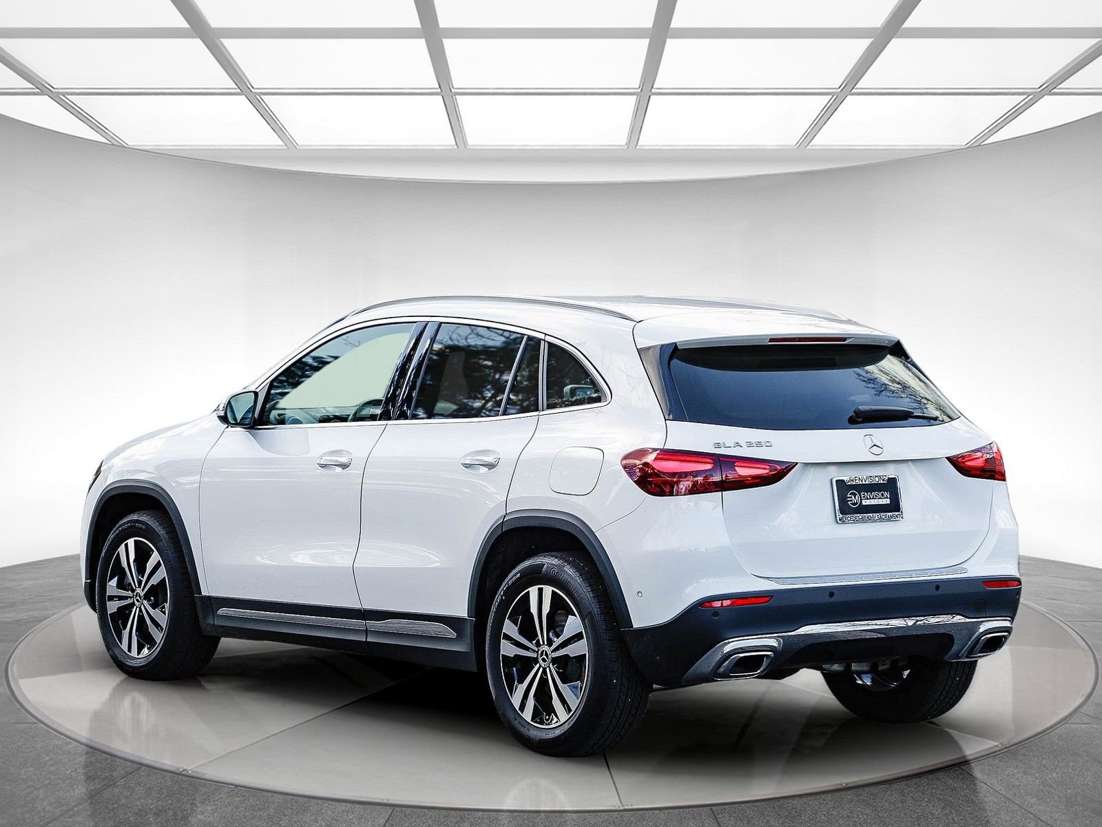 Certified 2025 Mercedes-Benz GLA 250 image 2