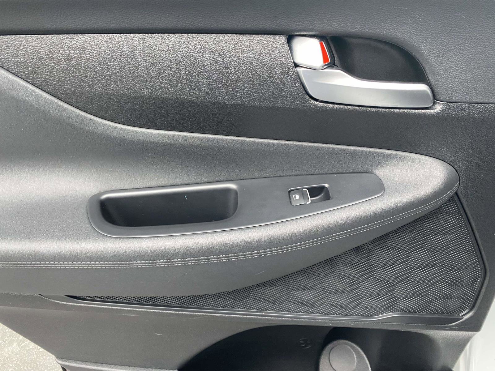 Used 2021 Hyundai Santa Fe SEL w/ Convenience Package image 13