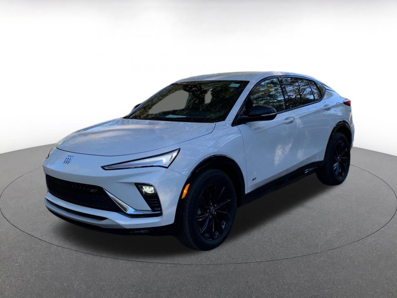 Used 2025 Buick Envista Sport Touring image 3