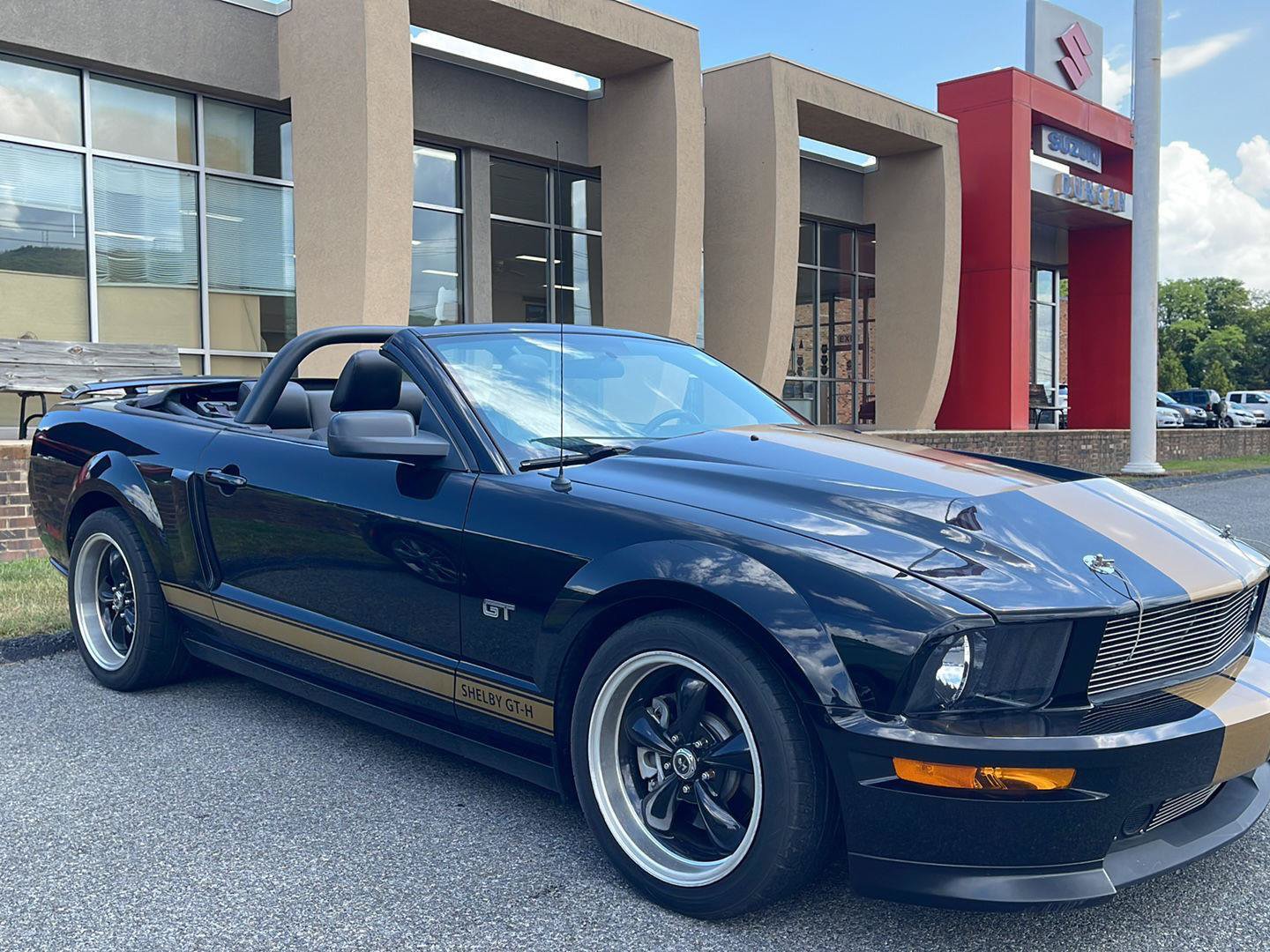 Used 2006 Ford Mustang GT Premium RWD image 31