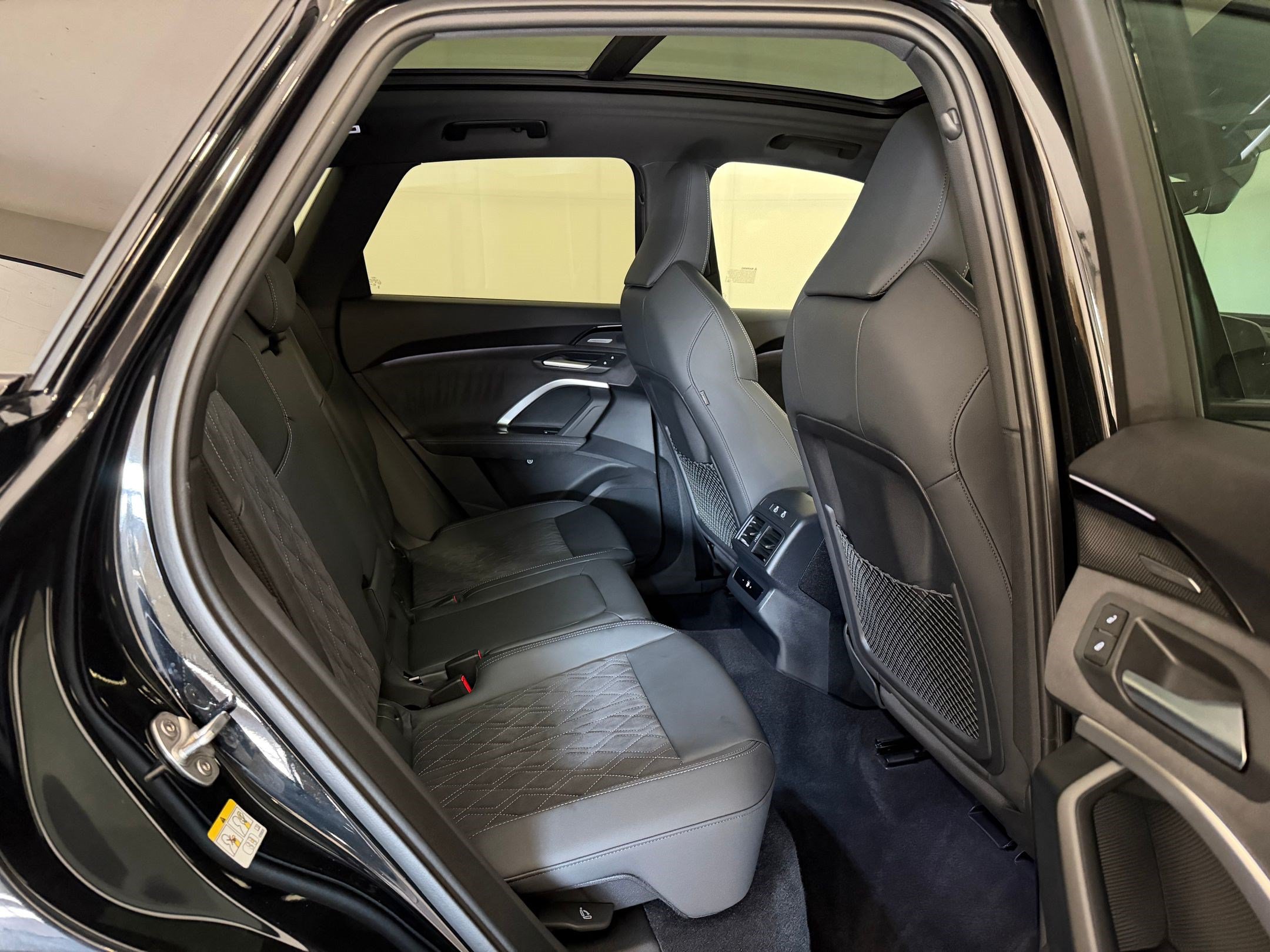 Certified 2025 Audi SQ5 Premium Plus AWD/4WD image 31