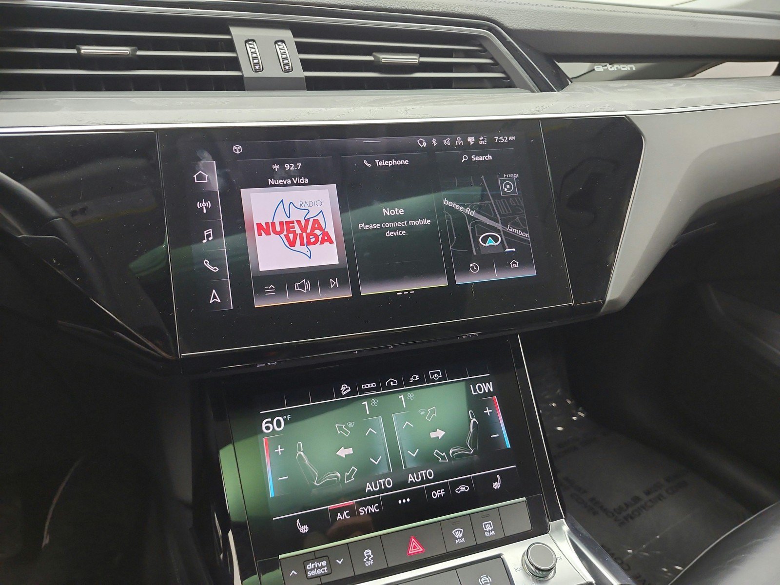 Used 2024 Audi Q8 e-tron Premium AWD/4WD image 10