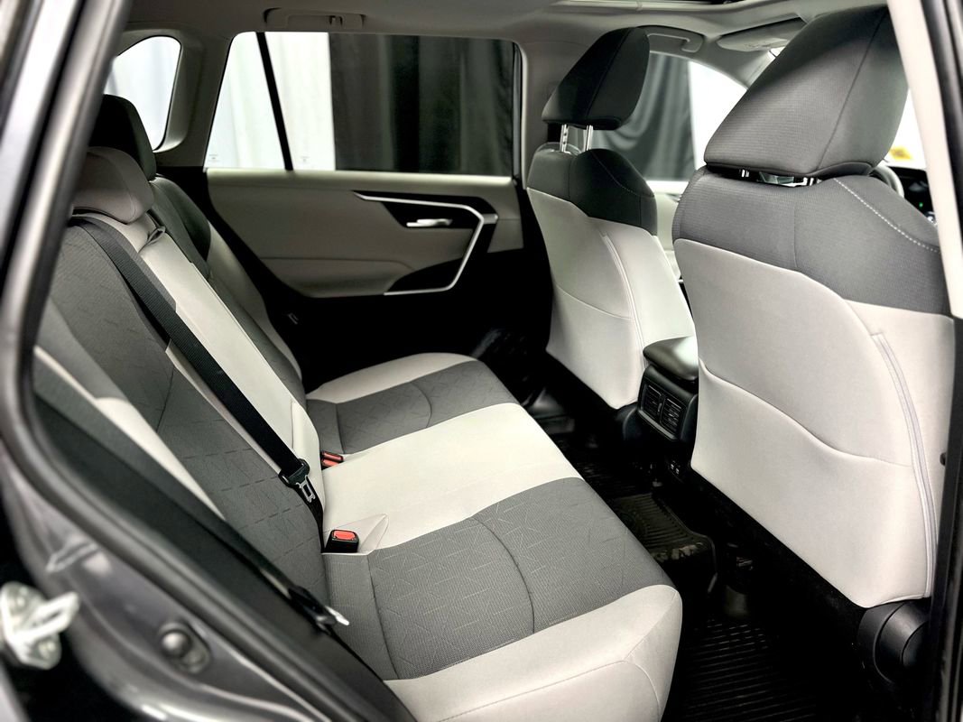Used 2019 Toyota RAV4 XLE w/ All Weather Liner Package AWD/4WD image 32
