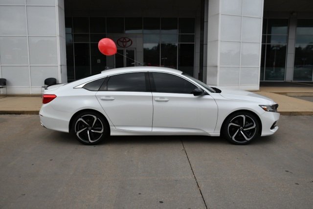Used 2021 Honda Accord Sport image 6