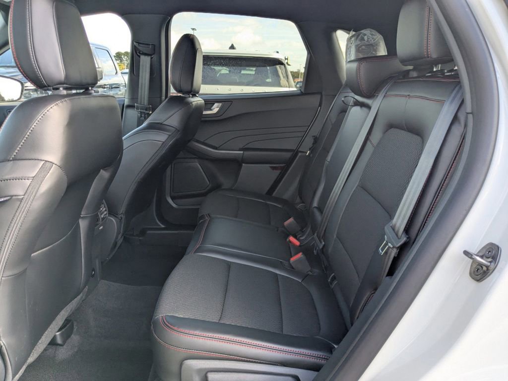 New 2026 Ford Escape ST-Line w/ Tech Pack #1 image 14