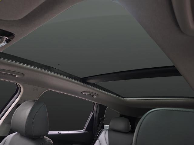 Certified 2023 Hyundai Santa Fe Limited image 7