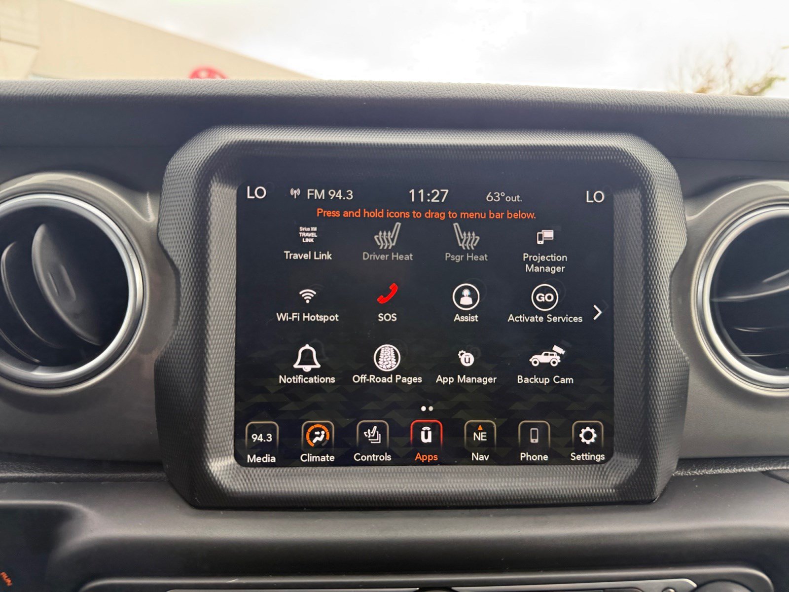 Used 2022 Jeep Wrangler Unlimited Sahara w/ Cold Weather Group AWD/4WD image 24