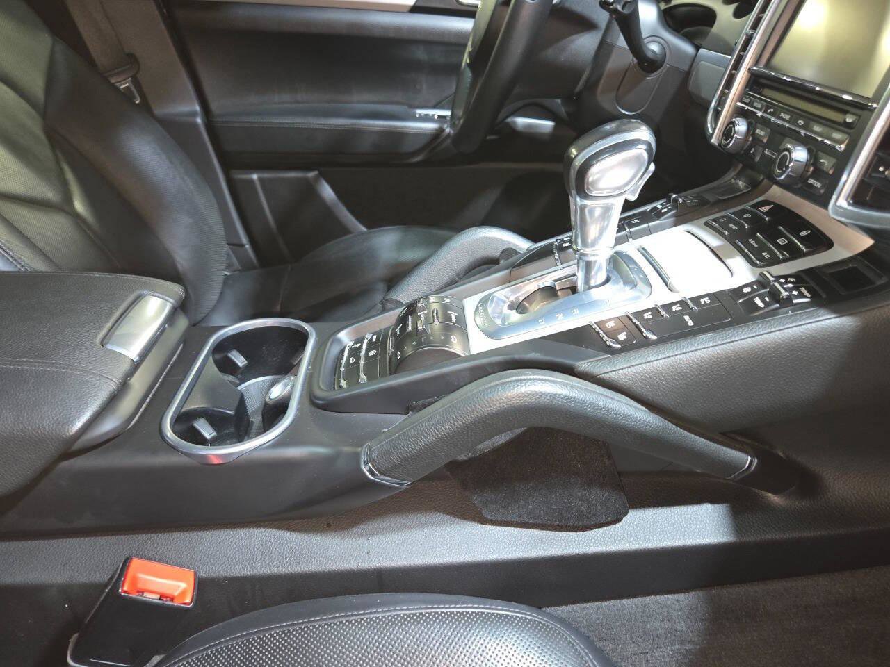 Used 2013 Porsche Cayenne GTS image 53