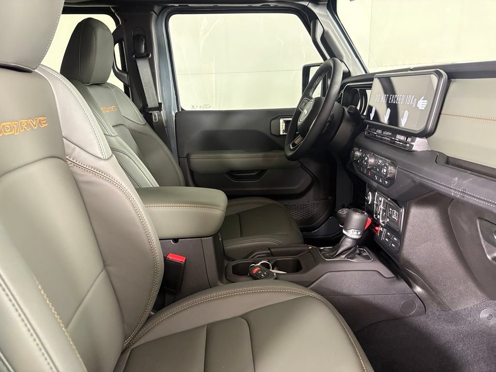 New 2026 Jeep Gladiator Mojave AWD/4WD image 14