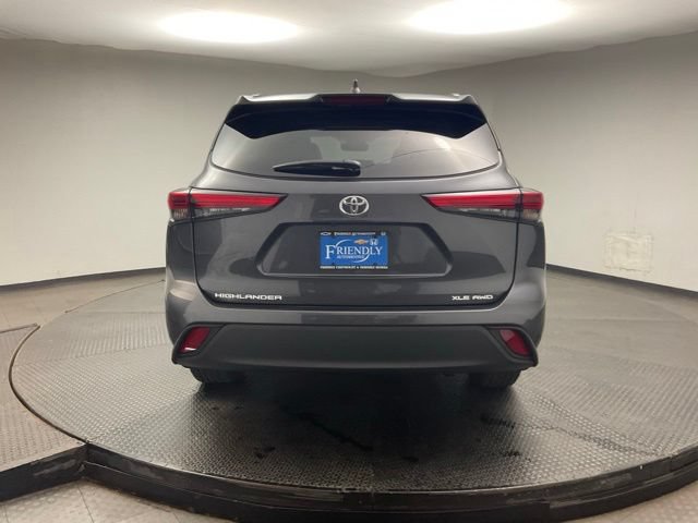 Used 2023 Toyota Highlander XLE AWD/4WD image 6