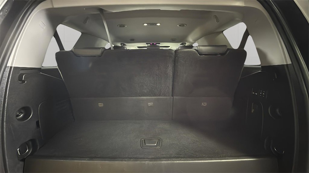 Used 2019 Chevrolet Tahoe LT w/ LT Signature Package image 31