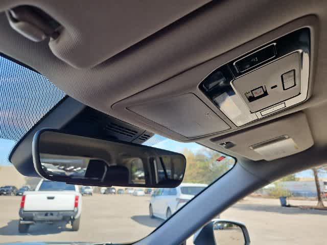 Used 2025 Toyota Grand Highlander AWD image 27