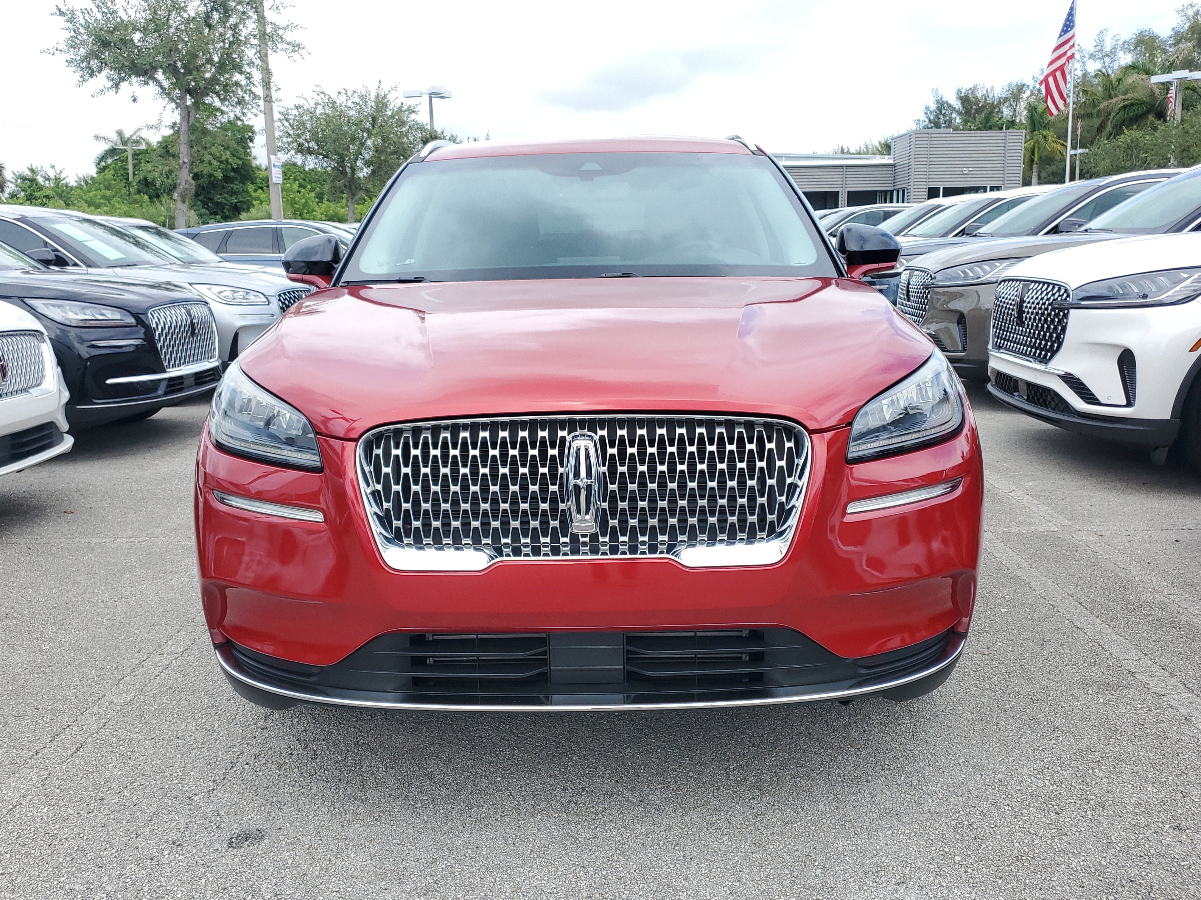 Certified 2020 Lincoln Corsair FWD image 2