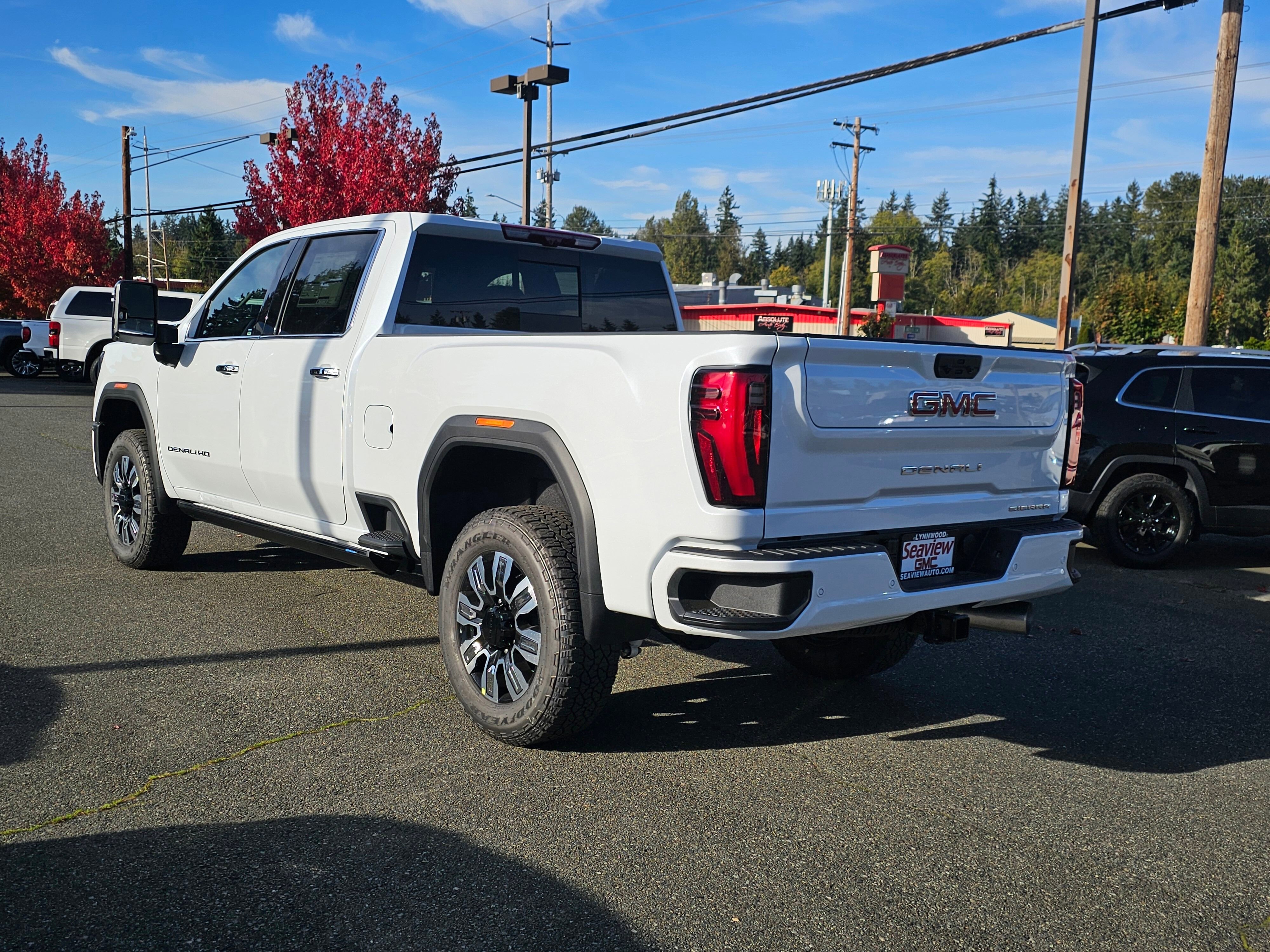 New 2026 GMC Sierra 2500 Denali w/ Denali Reserve Package image 5