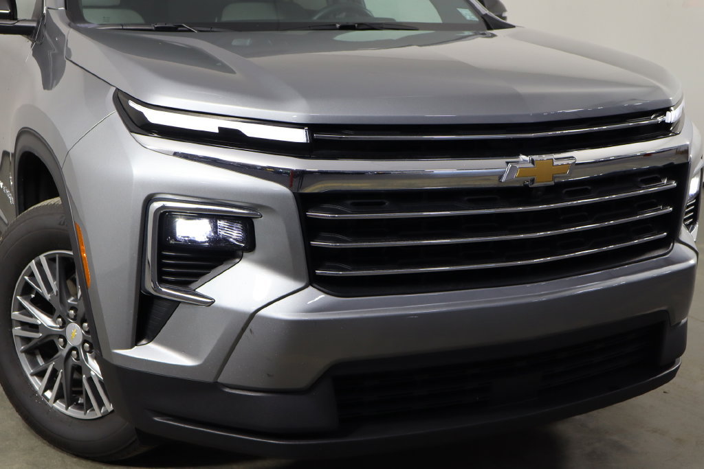 Used 2026 Chevrolet Traverse LT w/ Driver Confidence Package FWD image 46