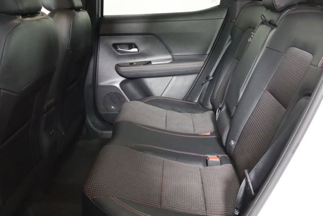 Used 2025 Nissan Kicks SR FWD image 17