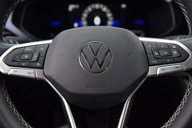 Certified 2023 Volkswagen Taos SE w/ Panoramic Sunroof Package image 19