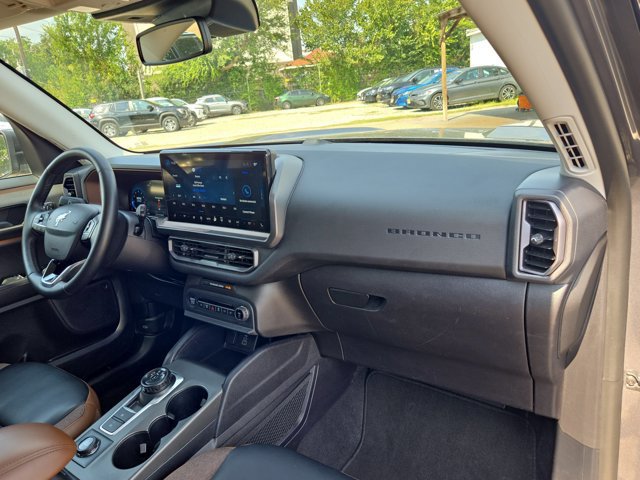 Used 2025 Ford Bronco Sport Outer Banks AWD/4WD image 24