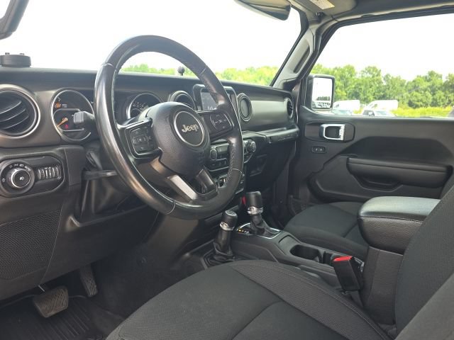 Used 2021 Jeep Wrangler Unlimited Sport AWD/4WD image 23