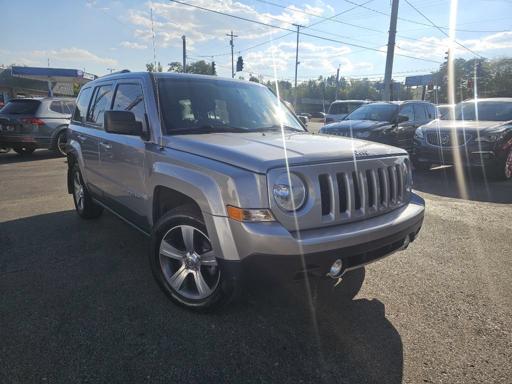 Used 2017 Jeep Patriot High Altitude FWD image 1