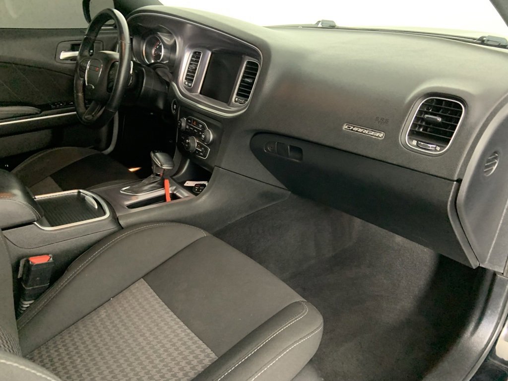 Used 2019 Dodge Charger Scat Pack w/ Navigation & Travel Group image 26