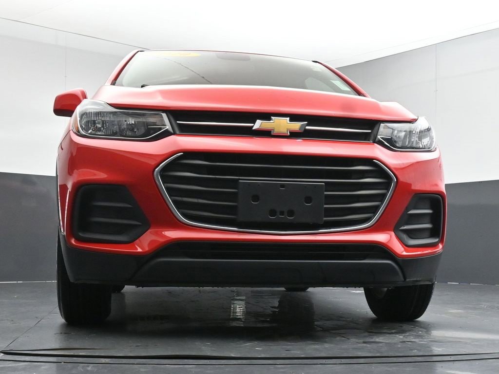 Used 2020 Chevrolet Trax LS w/ Tint and Cruise Package image 38